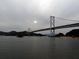 勴